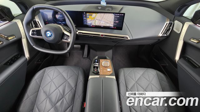 BMW iX xDrive50 Sports Plus 2022 — фото 7