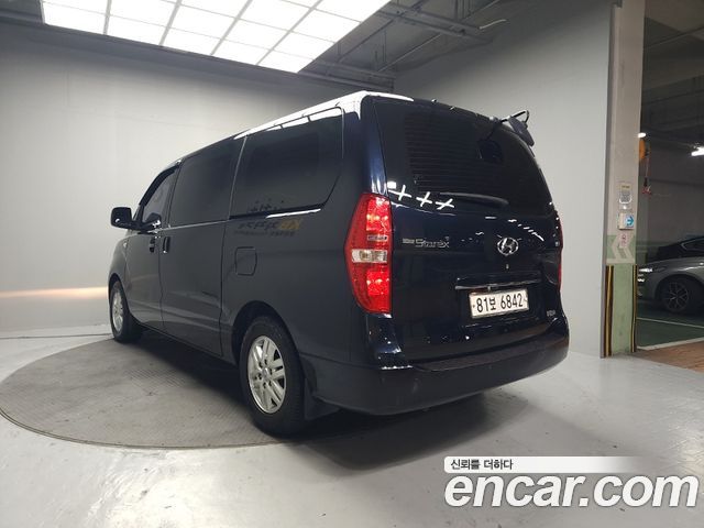 Hyundai Grand Starex Van 3-Seater Smart 2020 — фото 4
