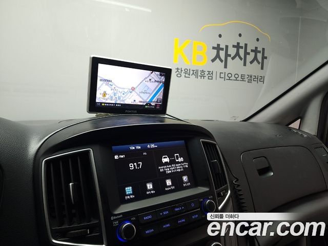 Hyundai Grand Starex Van 3-Seater Smart 2020 — фото 8