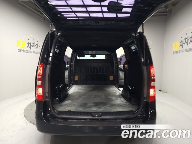 Hyundai Grand Starex Van 3-Seater Smart 2020 — фото 21