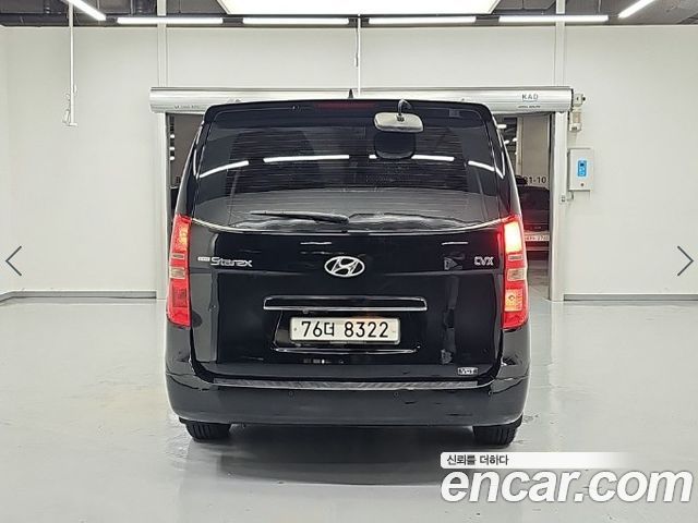 Hyundai Grand Starex 12-Seater Wagon CVX Premium 2013 — фото 3