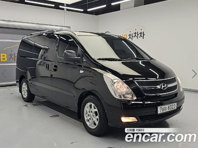 Hyundai Grand Starex 12-Seater Wagon CVX Premium 2013 — фото 4