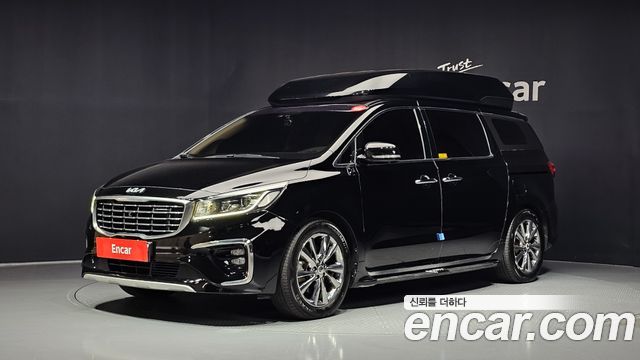 Kia Carnival 9-Seater Hi-Limousine Noblesse Special