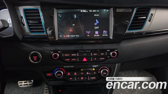 Kia Niro EV Noblesse 2019 — фото 12