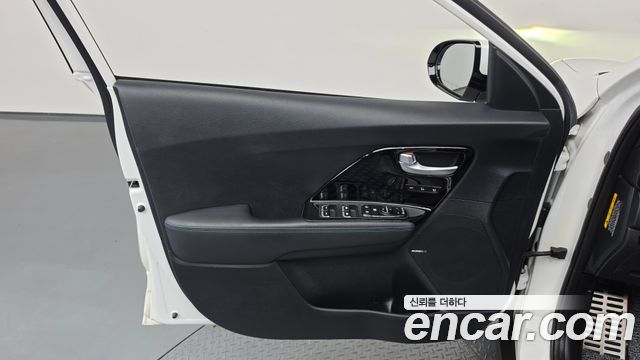 Kia Niro EV Noblesse 2019 — фото 24