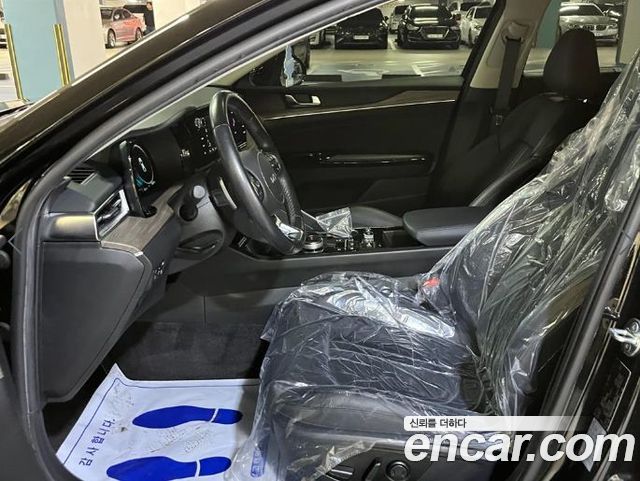 Kia K5 (III) 2.0 Noblesse 2023 — фото 10