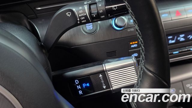 Hyundai Kona (SX2) Gasoline 1.6 Turbo 2WD Inspiration 2023 — фото 9