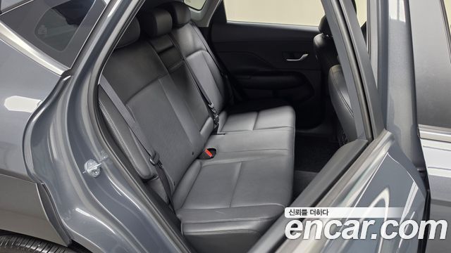 Hyundai Kona (SX2) Gasoline 1.6 Turbo 2WD Inspiration 2023 — фото 12