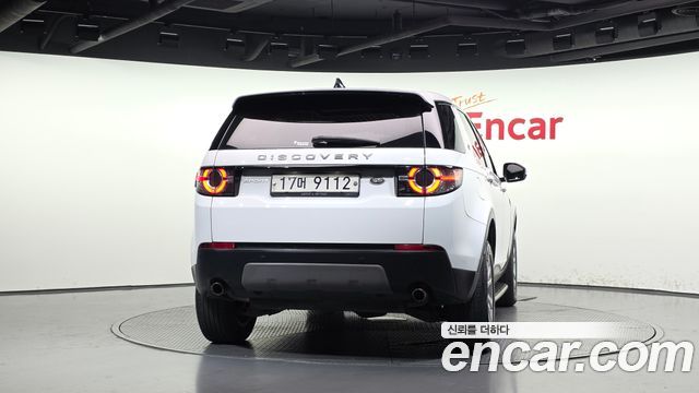 Land Rover Discovery Sport 2.0 TD4 SE 2017 — фото 4