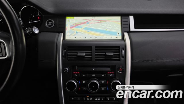 Land Rover Discovery Sport 2.0 TD4 SE 2017 — фото 14