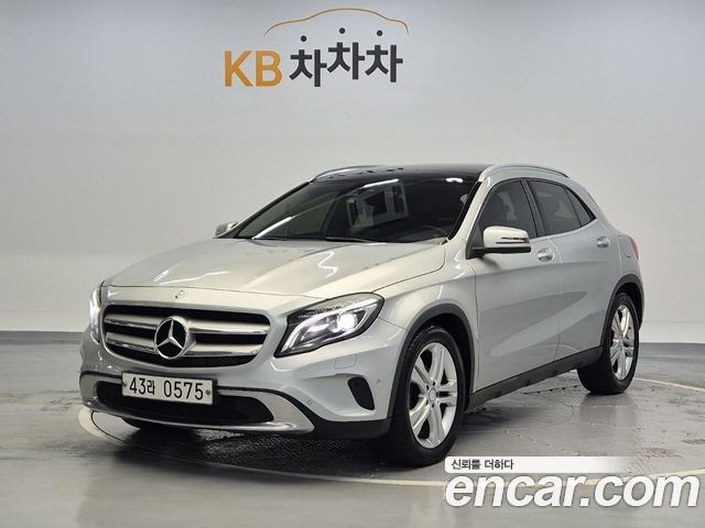 Mercedes-Benz GLA-Class (X156) GLA200 d 4MATIC