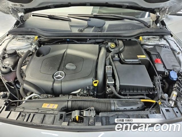 Mercedes-Benz GLA-Class (X156) GLA200 d 4MATIC 2016 — фото 19