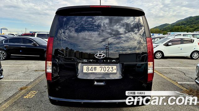 Hyundai Staria L3.5 Cargo 3-Seater Modern 2022 — фото 4