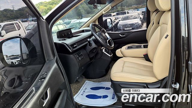Hyundai Staria L3.5 Cargo 3-Seater Modern 2022 — фото 10