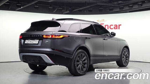 Land Rover Range Rover Velar 2.0 D240 R-Dynamic SE 2019 — фото 2