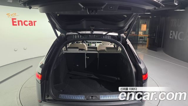 Land Rover Range Rover Velar 2.0 D240 R-Dynamic SE 2019 — фото 20