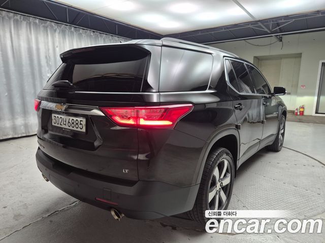 Chevrolet Traverse 3.6 AWD LT Leather Premium 2020 — фото 6