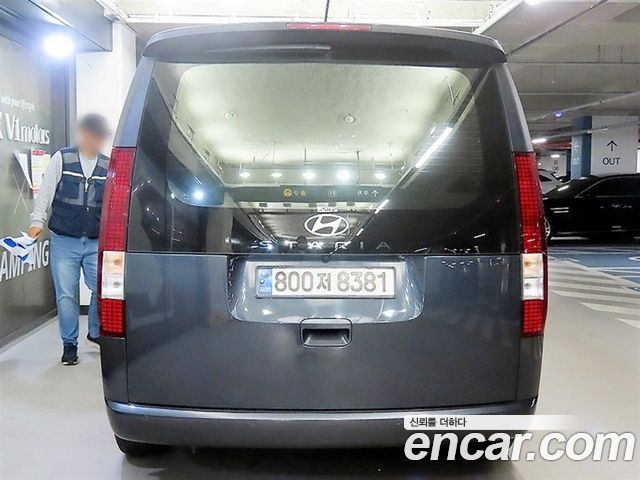 Hyundai Staria L3.5 Cargo 5-Seater Modern 2025 — фото 4