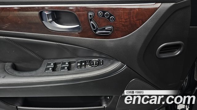 Hyundai Equus (New) VS380 Exclusive 2014 — фото 17