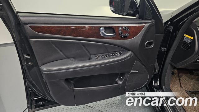 Hyundai Equus (New) VS380 Exclusive 2014 — фото 24