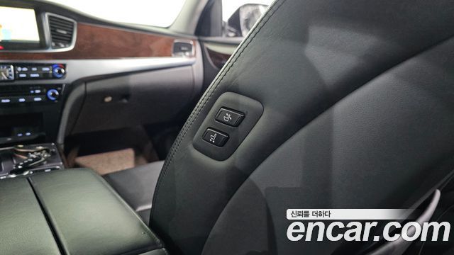 Hyundai Equus (New) VS380 Exclusive 2014 — фото 28