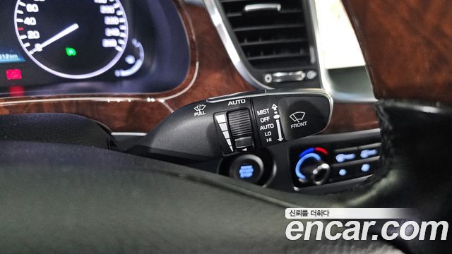 Hyundai Equus (New) VS380 Exclusive 2014 — фото 29