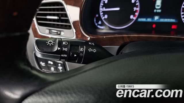 Hyundai Equus (New) VS380 Exclusive 2014 — фото 30