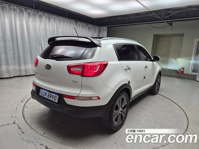 Kia Sportage R Diesel 2WD TLX High-Deluxe 2013 — фото 10