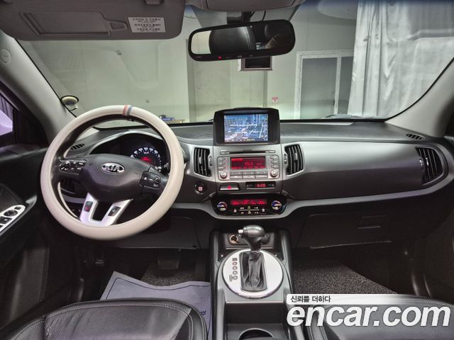 Kia Sportage R Diesel 2WD TLX High-Deluxe 2013 — фото 16