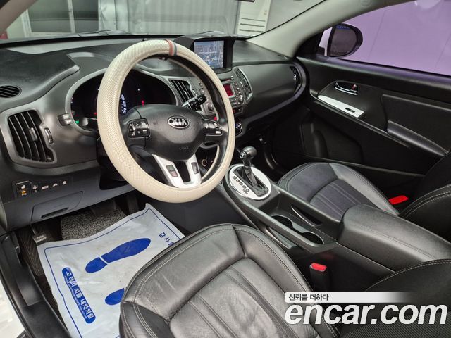Kia Sportage R Diesel 2WD TLX High-Deluxe 2013 — фото 17