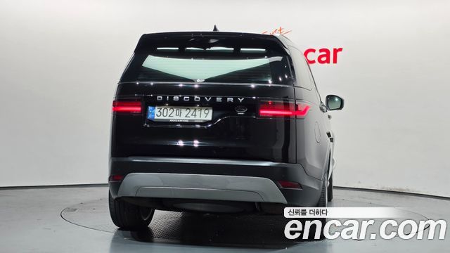 Land Rover Discovery 5 D300 HSE 2022 — фото 4