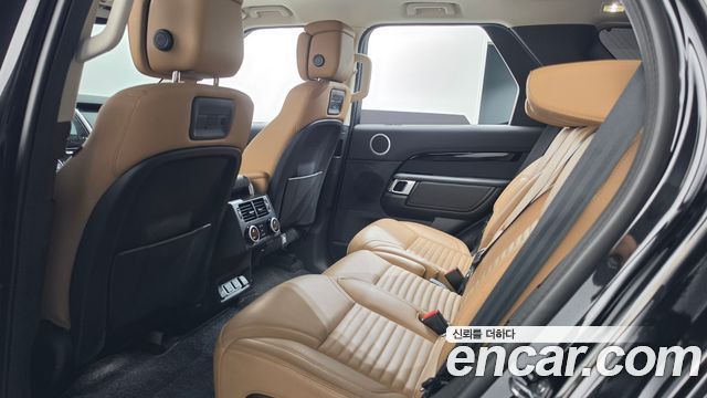 Land Rover Discovery 5 D300 HSE 2022 — фото 33