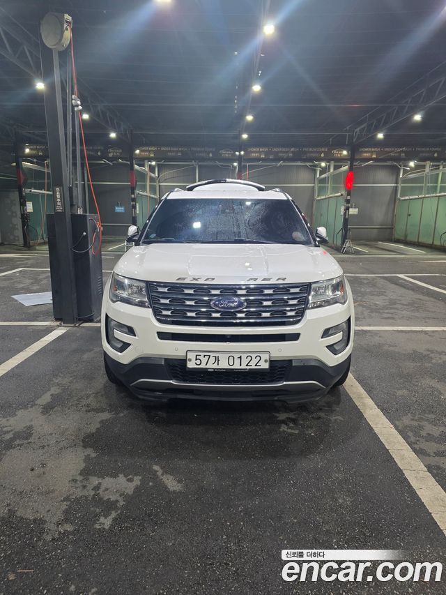 Ford Explorer 2.3 Limited 4WD 5th 2017 — фото 3