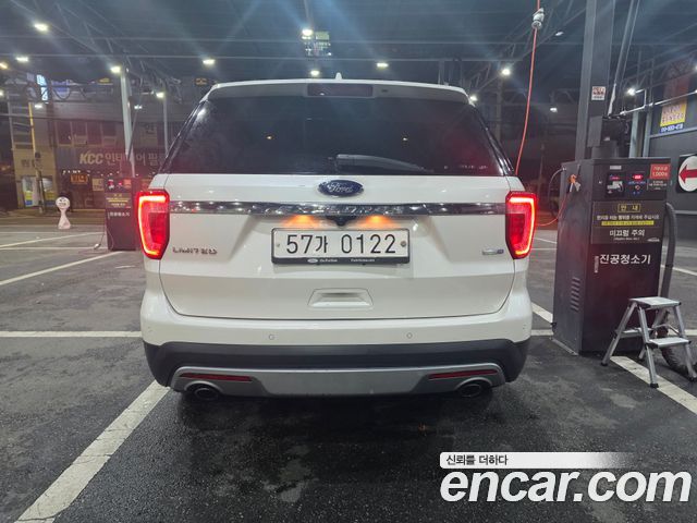 Ford Explorer 2.3 Limited 4WD 5th 2017 — фото 4