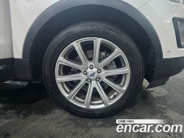 Ford Explorer 2.3 Limited 4WD 5th 2017 — фото 7