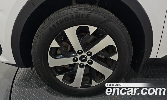 Kia Sorento (IV) Gasoline 2.5T 2WD Prestige 2022 — фото 5