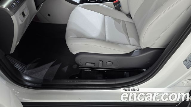 Hyundai Kona (SX2) Gasoline 1.6 Turbo 2WD Premium 2025 — фото 30