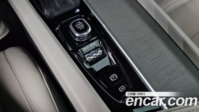 Volvo V60 Cross Country (II) T5 Pro AWD 2020 — фото 31