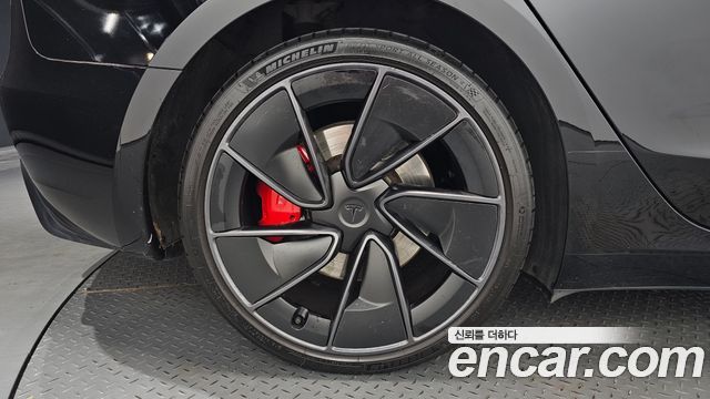 Tesla Model 3 Performance AWD 2024 — фото 5