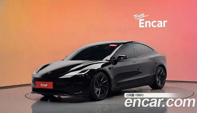 Tesla Model 3 Performance AWD