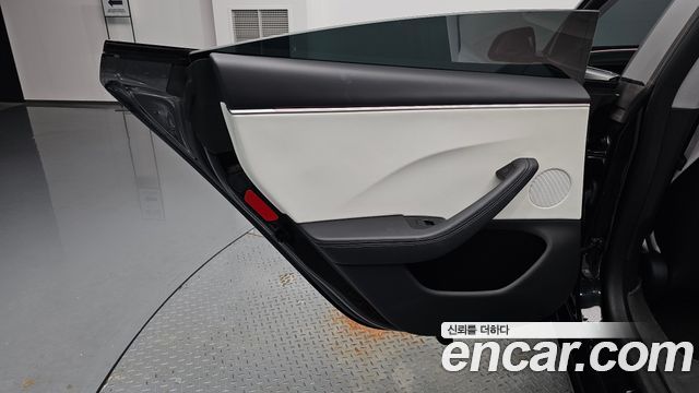 Tesla Model 3 Performance AWD 2024 — фото 25