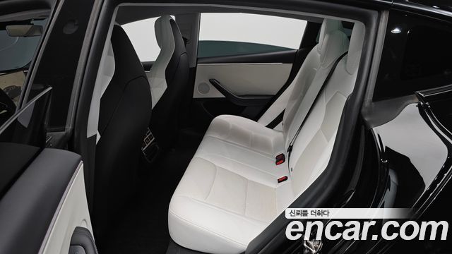 Tesla Model 3 Performance AWD 2024 — фото 26