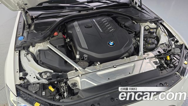 BMW 4 Series (G22) M440i xDrive Convertible 2023 — фото 6