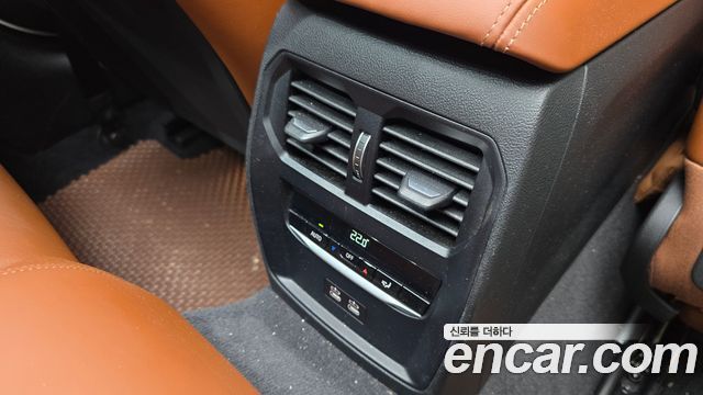 BMW 4 Series (G22) M440i xDrive Convertible 2023 — фото 18