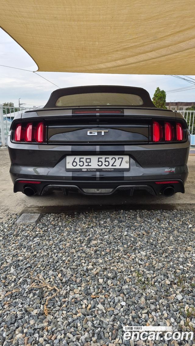 Ford Mustang GT Convertible 2017 — фото 2