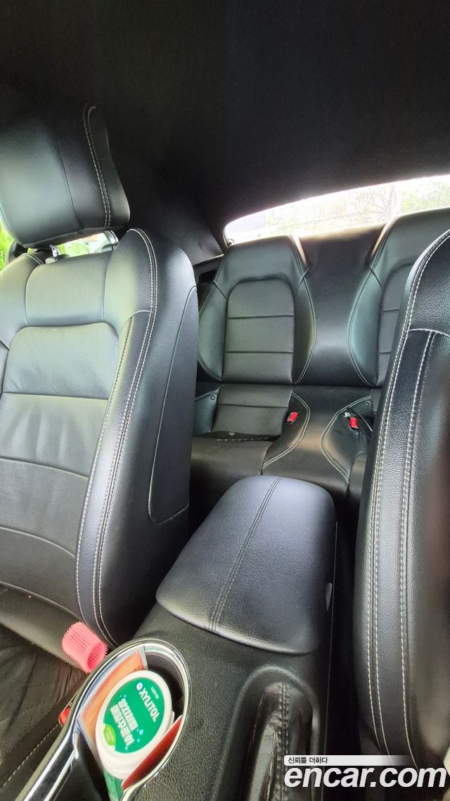 Ford Mustang GT Convertible 2017 — фото 8