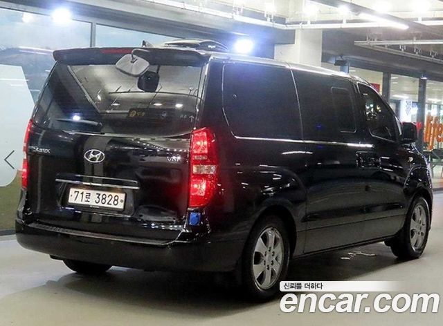 Hyundai Grand Starex Camping car 2019 — фото 4