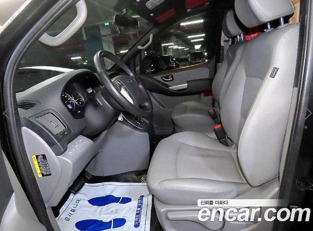 Hyundai Grand Starex Camping car 2019 — фото 6