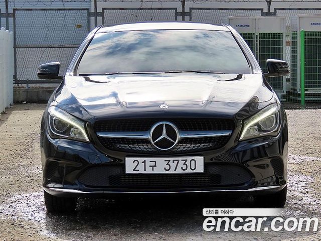 Mercedes-Benz CLA-Class (C117) CLA250 4MATIC