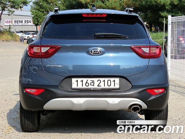 Kia Stonic 1.4 Trendy 2020 — фото 4
